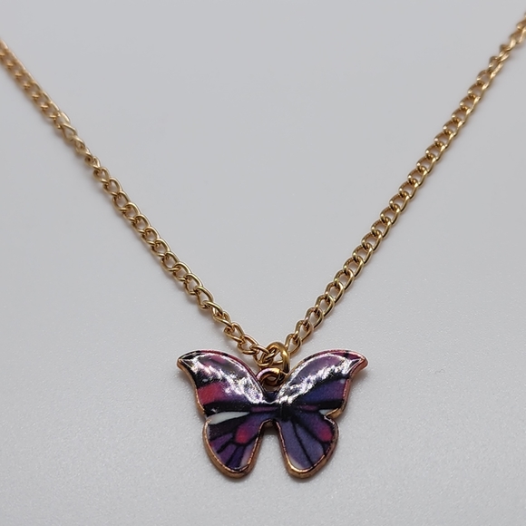 Gold Tone Butterfly Pendant Necklace - Picture 12 of 13